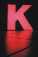 Ein selbstleuchtener 3D-Buchstabe f�r Au�enwerbung